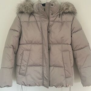 TAHARI down coat size XS